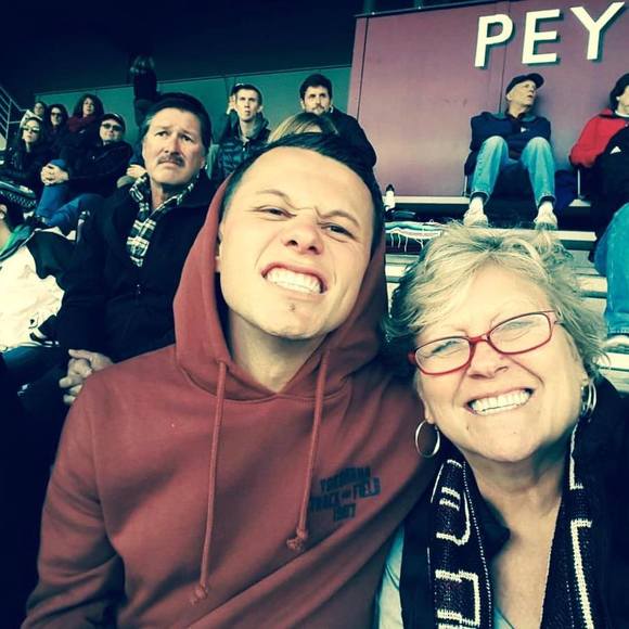 Meet your Posher, Justin - Picture 1 of 1